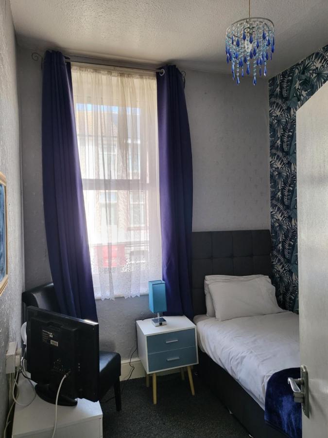 Guest house Talbot House